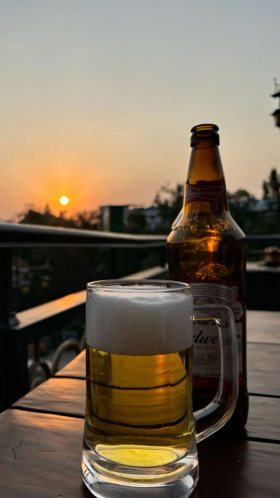 that tinh anh buon uong bia mot minh 1920px 1080px full hd 11